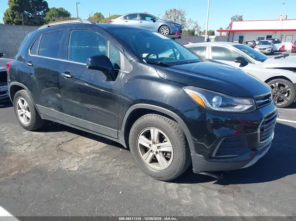 3GNCJLSB3LL299587 2020 CHEVROLET TRAX - Image 1