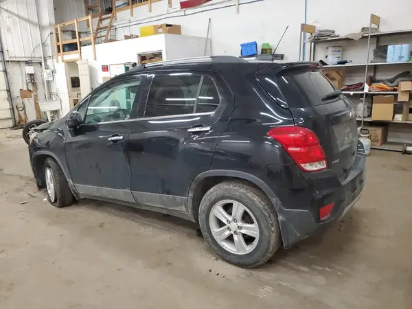 3GNCJLSB3LL301712 2020 CHEVROLET TRAX - Image 2