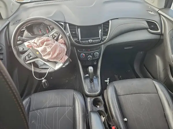 3GNCJLSB3LL316145 2020 CHEVROLET TRAX - Image 8