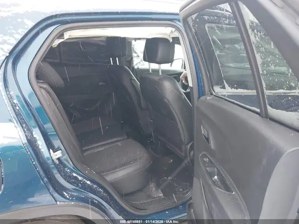 3GNCJLSB3LL325900 2020 CHEVROLET TRAX - Image 8
