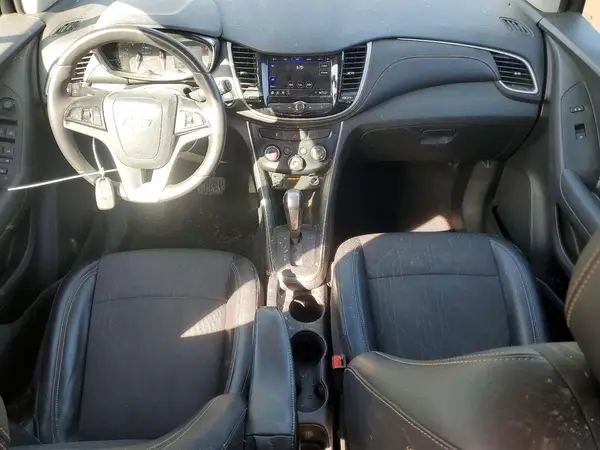 3GNCJLSB3LL336802 2020 CHEVROLET TRAX - Image 8
