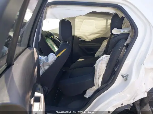 3GNCJLSB4GL158324 2016 CHEVROLET TRAX - Image 8