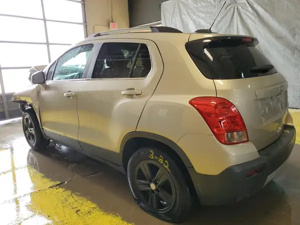 3GNCJLSB4GL171882 2016 CHEVROLET TRAX - Image 2