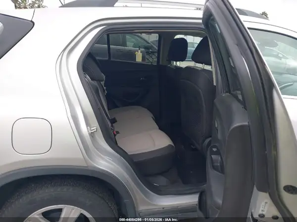 3GNCJLSB4GL247617 2016 CHEVROLET TRAX - Image 8
