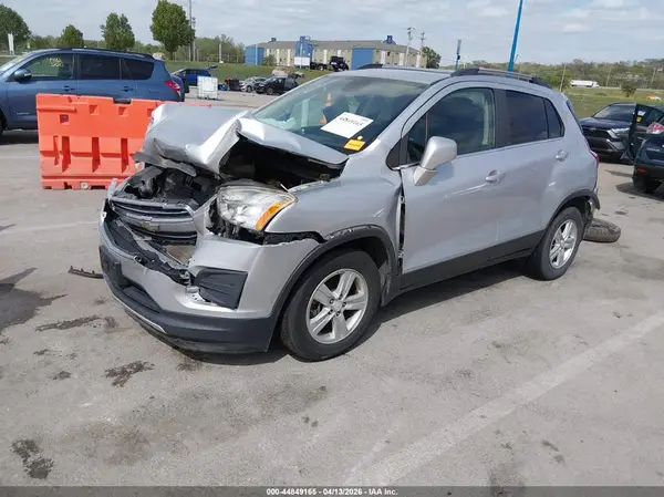 3GNCJLSB4GL263350 2016 CHEVROLET TRAX - Image 2