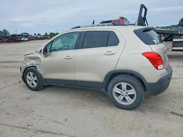 3GNCJLSB4GL272047 2016 CHEVROLET TRAX - Image 2