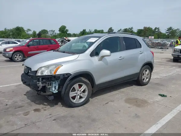 3GNCJLSB4GL278429 2016 CHEVROLET TRAX - Image 2