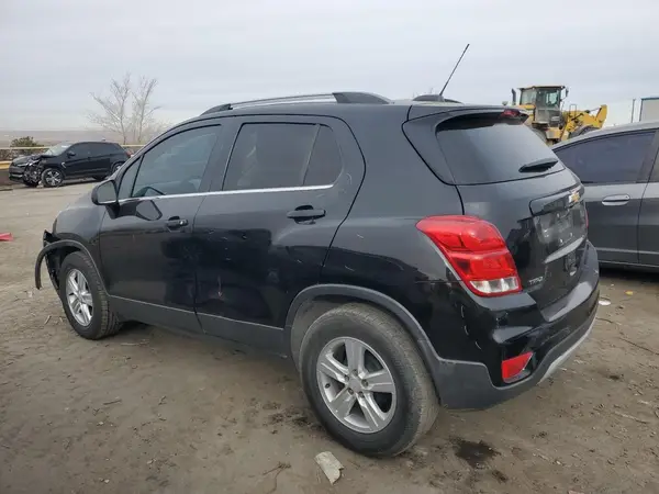 3GNCJLSB4HL135241 2017 CHEVROLET TRAX - Image 2
