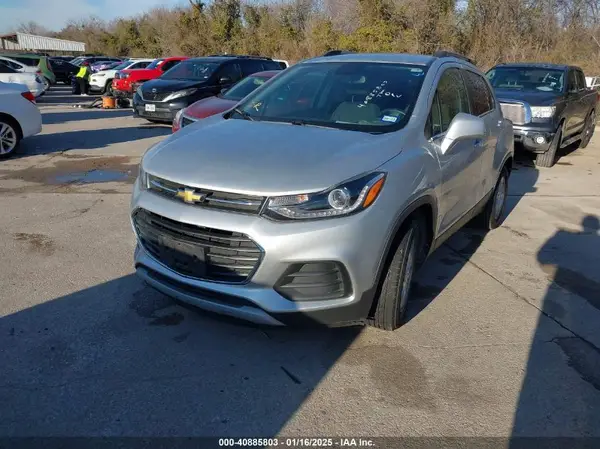 3GNCJLSB4HL164092 2017 CHEVROLET TRAX - Image 2