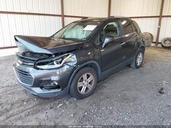 3GNCJLSB4HL179580 2017 CHEVROLET TRAX - Image 2