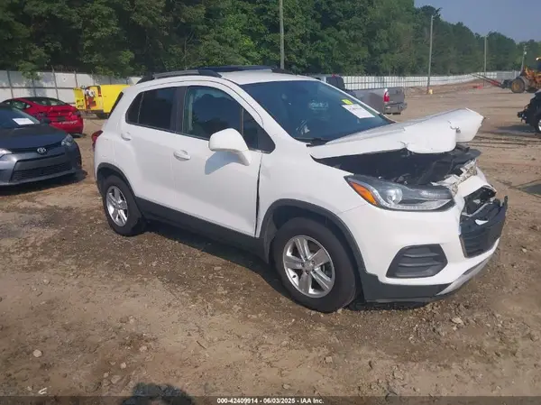 3GNCJLSB4HL206177 2017 CHEVROLET TRAX - Image 1