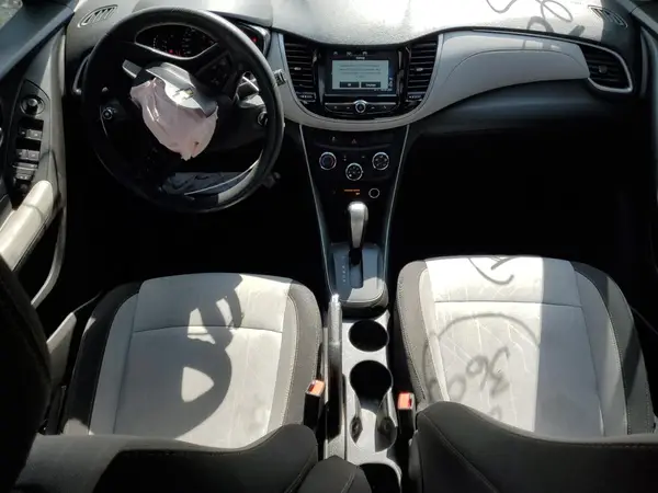 3GNCJLSB4HL208348 2017 CHEVROLET TRAX - Image 8