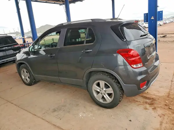 3GNCJLSB4HL229409 2017 CHEVROLET TRAX - Image 2
