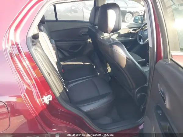 3GNCJLSB4HL230804 2017 CHEVROLET TRAX - Image 8