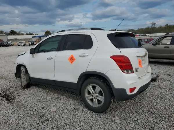 3GNCJLSB4HL235548 2017 CHEVROLET TRAX - Image 2
