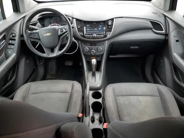 3GNCJLSB4HL256464 2017 CHEVROLET TRAX - Image 8