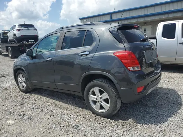 3GNCJLSB4HL265469 2017 CHEVROLET TRAX - Image 2
