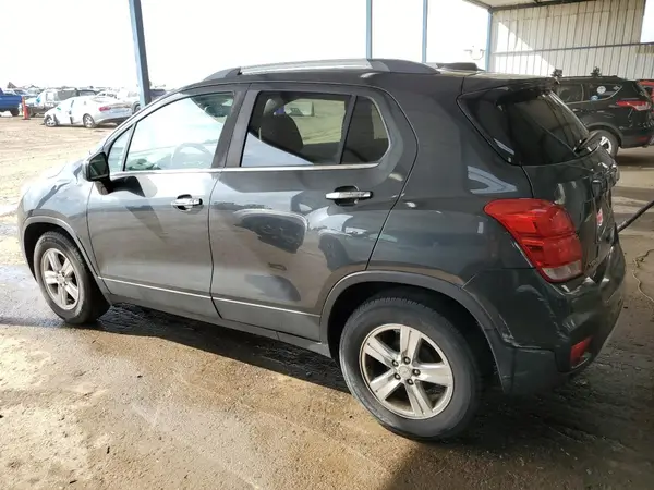 3GNCJLSB4HL265519 2017 CHEVROLET TRAX - Image 2