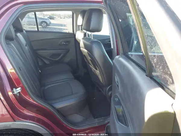 3GNCJLSB4HL270803 2017 CHEVROLET TRAX - Image 8
