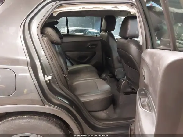 3GNCJLSB4HL271885 2017 CHEVROLET TRAX - Image 8