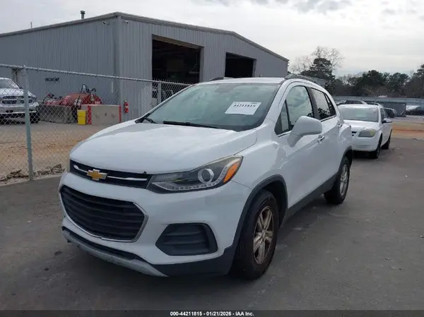 3GNCJLSB4HL277797 2017 CHEVROLET TRAX - Image 2