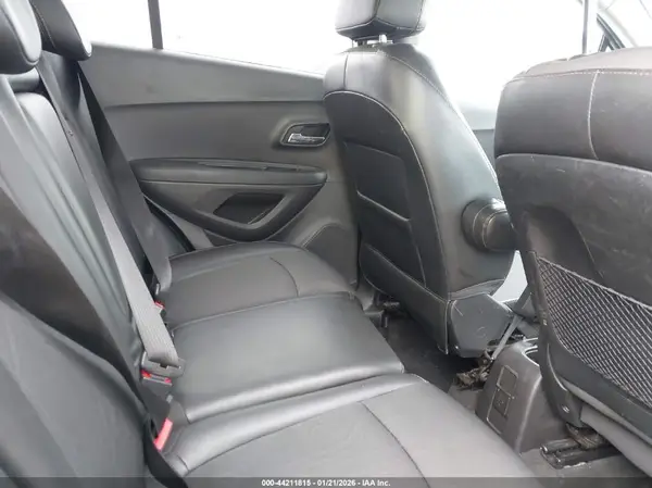 3GNCJLSB4HL277797 2017 CHEVROLET TRAX - Image 8