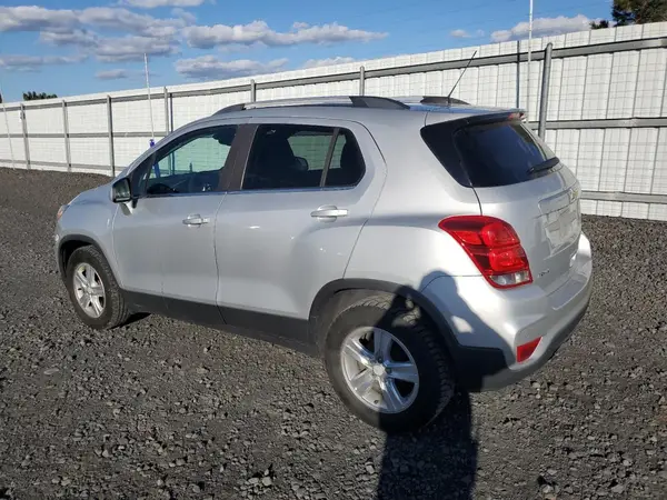 3GNCJLSB4HL287388 2017 CHEVROLET TRAX - Image 2