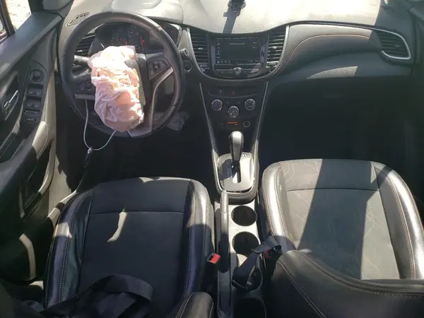 3GNCJLSB4JL156886 2018 CHEVROLET TRAX - Image 8