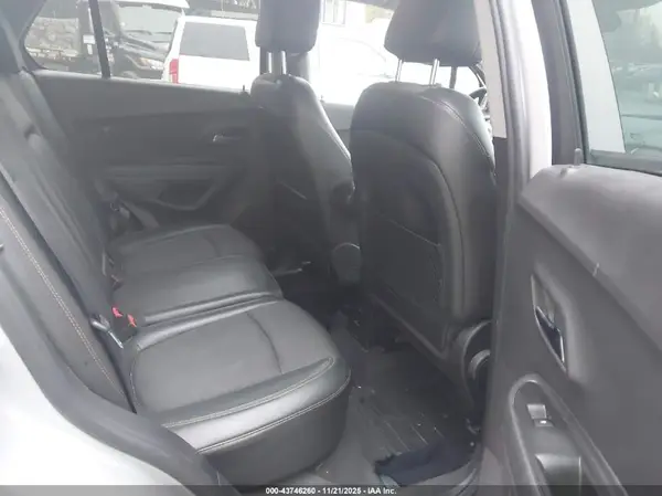 3GNCJLSB4JL156922 2018 CHEVROLET TRAX - Image 8