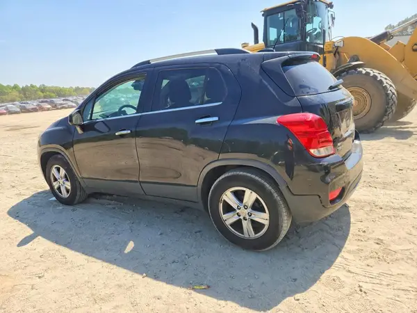 3GNCJLSB4JL177074 2018 CHEVROLET TRAX - Image 2