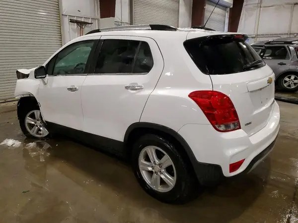 3GNCJLSB4JL204337 2018 CHEVROLET TRAX - Image 2