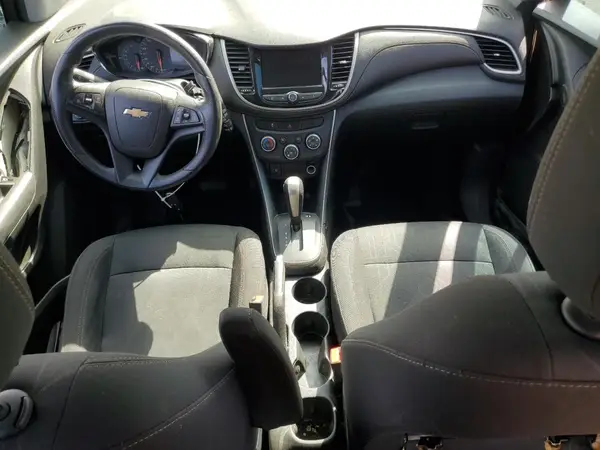3GNCJLSB4JL204757 2018 CHEVROLET TRAX - Image 8