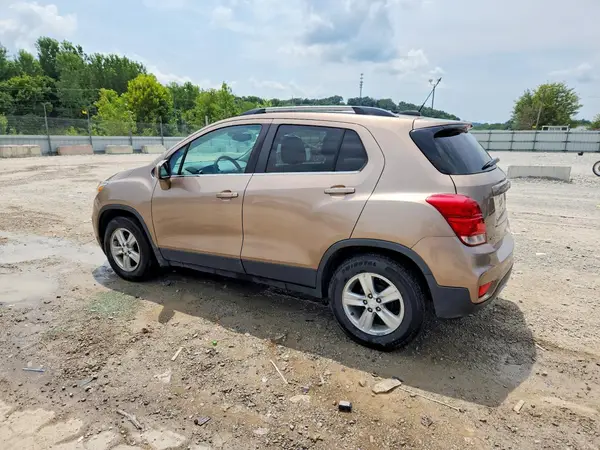 3GNCJLSB4JL251383 2018 CHEVROLET TRAX - Image 2