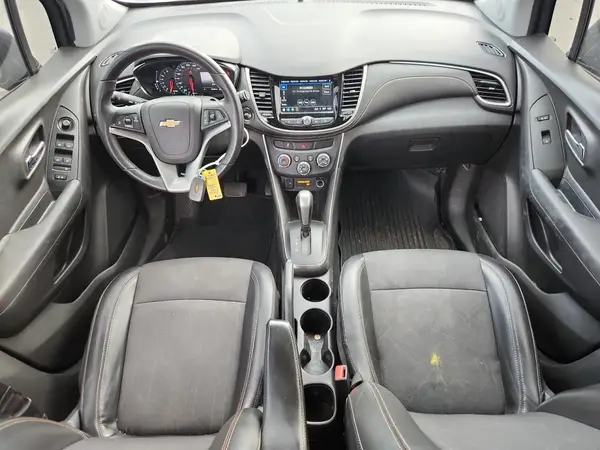 3GNCJLSB4JL261752 2018 CHEVROLET TRAX - Image 8