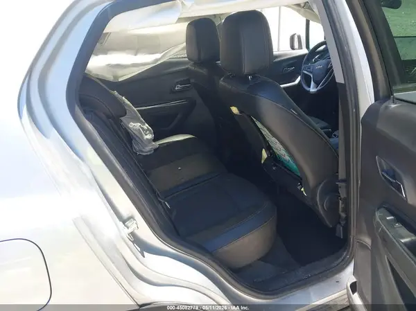 3GNCJLSB4JL267857 2018 CHEVROLET TRAX - Image 8