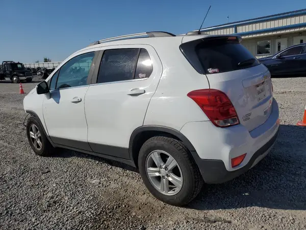 3GNCJLSB4JL272945 2018 CHEVROLET TRAX - Image 2
