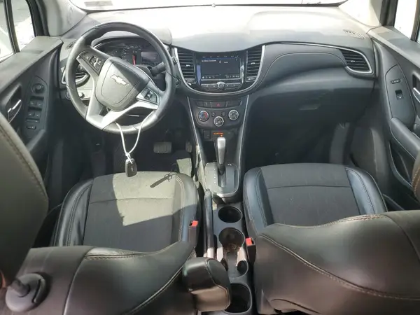 3GNCJLSB4JL301523 2018 CHEVROLET TRAX - Image 8