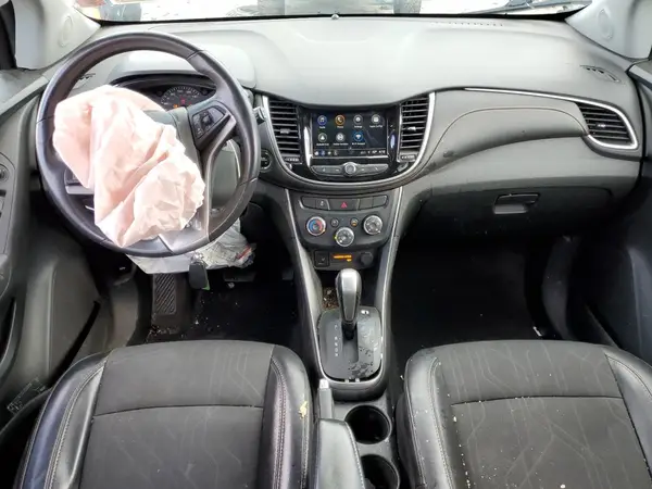 3GNCJLSB4JL308956 2018 CHEVROLET TRAX - Image 8
