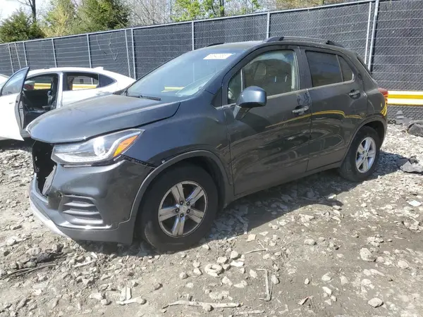 3GNCJLSB4JL320881 2018 CHEVROLET TRAX - Image 1