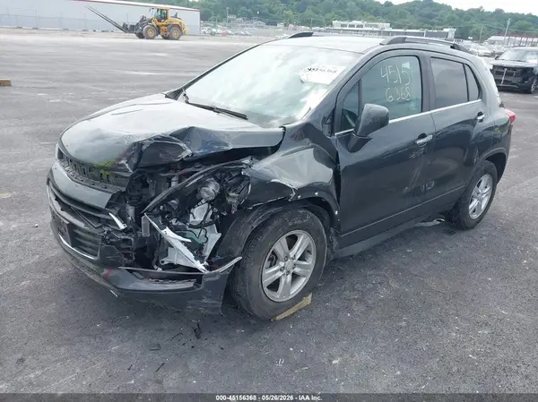 3GNCJLSB4JL327622 2018 CHEVROLET TRAX - Image 2