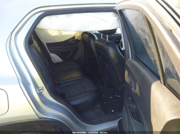3GNCJLSB4JL380160 2018 CHEVROLET TRAX - Image 8