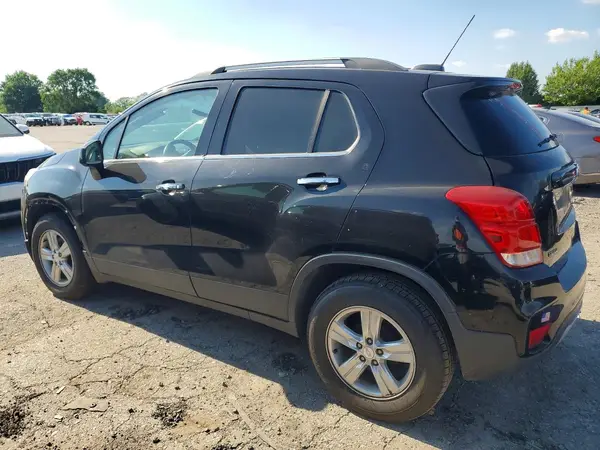 3GNCJLSB4JL380255 2018 CHEVROLET TRAX - Image 2