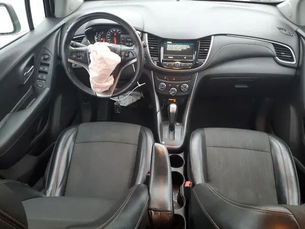 3GNCJLSB4KL135506 2019 CHEVROLET TRAX - Image 8