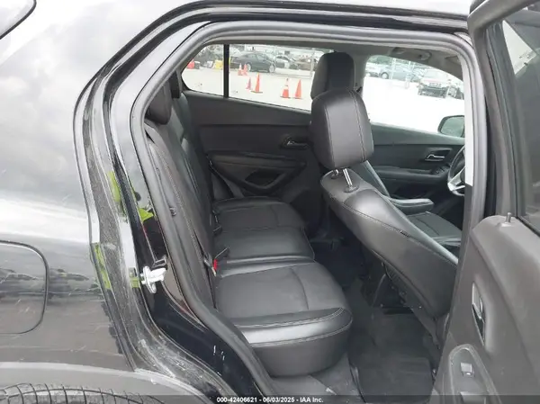 3GNCJLSB4KL139006 2019 CHEVROLET TRAX - Image 8