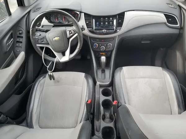 3GNCJLSB4KL146991 2019 CHEVROLET TRAX - Image 8