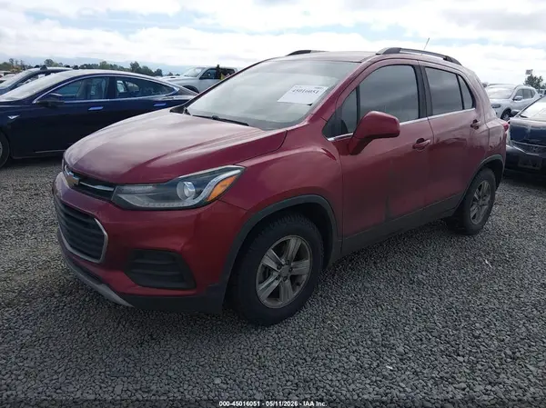 3GNCJLSB4KL148742 2019 CHEVROLET TRAX - Image 2