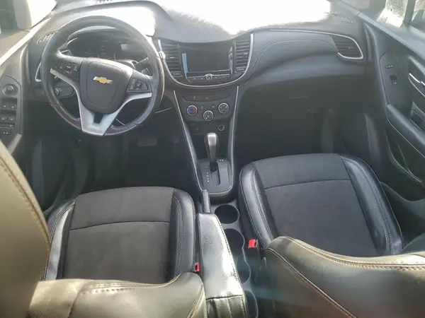 3GNCJLSB4KL167758 2019 CHEVROLET TRAX - Image 8