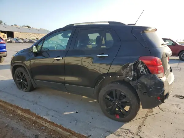 3GNCJLSB4KL210754 2019 CHEVROLET TRAX - Image 2
