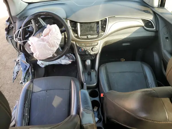 3GNCJLSB4KL218725 2019 CHEVROLET TRAX - Image 8