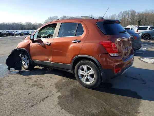 3GNCJLSB4KL265060 2019 CHEVROLET TRAX - Image 2